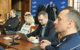 uczestnicy spotkania, przedstawiciele r&oacute;żnych środowisk