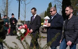 W Malborku uczczono pamięć ofiar Zbrodni Katyńskiej oraz katastrofy smoleńskiej 23