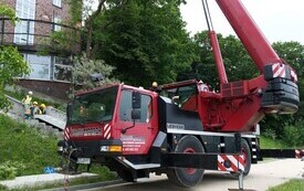 Remont schod&oacute;w za urzędem prowadzących na bulwar  1