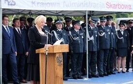 Galeria zdjęć przedstawia obchody 87. rocznicy wybuchu II wojny światowej w Malborku, podczas kt&oacute;rych delegacje złożyły kwiaty i zapaliły znicze w miejscach pamięci. Fotografie dokumentują także gł&oacute;wn 50