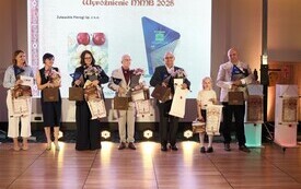 Galeria zdjęć z jubileuszowej, 10. Gali &bdquo;Malborski Mistrz Biznesu 2025&rdquo;, kt&oacute;ra odbyła się 11 września 2026 roku w Centrum Konferencyjnym Hotelu Malbork. Fotografie przedstawiają uczestnik&oacute;w wydarzenia 4