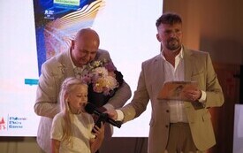 Galeria zdjęć z jubileuszowej, 10. Gali &bdquo;Malborski Mistrz Biznesu 2025&rdquo;, kt&oacute;ra odbyła się 11 września 2026 roku w Centrum Konferencyjnym Hotelu Malbork. Fotografie przedstawiają uczestnik&oacute;w wydarzenia 10
