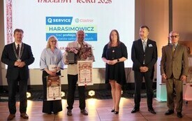 Galeria zdjęć z jubileuszowej, 10. Gali &bdquo;Malborski Mistrz Biznesu 2025&rdquo;, kt&oacute;ra odbyła się 11 września 2026 roku w Centrum Konferencyjnym Hotelu Malbork. Fotografie przedstawiają uczestnik&oacute;w wydarzenia 28