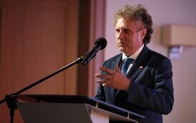 Galeria zdjęć z jubileuszowej, 10. Gali &bdquo;Malborski Mistrz Biznesu 2025&rdquo;, kt&oacute;ra odbyła się 11 września 2026 roku w Centrum Konferencyjnym Hotelu Malbork. Fotografie przedstawiają uczestnik&oacute;w wydarzenia 34