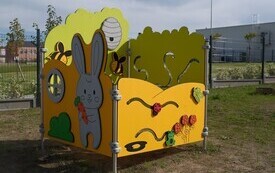 Nowy plac zabaw przy filii Żłobka Miejskiego &bdquo;Szarotka&rdquo; 14