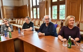 uczestnicy spotkania na sali