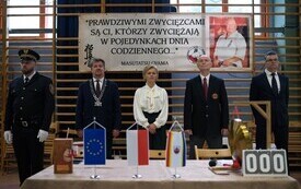 10 października 2026 roku, podczas turnieju IKO Malbork CUP odbyła się uroczysta sesja Rady Miasta Malborka. Jej najważniejszym punktem było uhonorowanie shihana Wojciecha Kunickiego tytułem 21