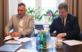 Podpisanie umowy na&nbsp;realizację zadania pn. &bdquo;Modernizacja drogi pieszo-rowerowej na&nbsp;moście św. Wojciecha przez rzekę Nogat w&nbsp;Malborku  4