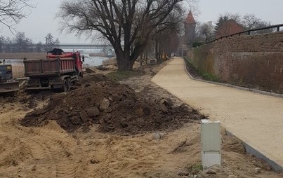 Zdjęcie do Trwają prace przy zagospodarowaniu bulwar&oacute;w nad Nogatem